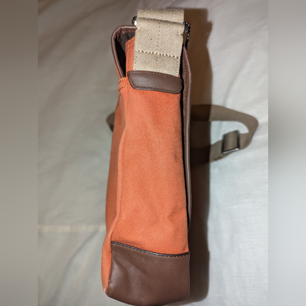 AUTHENTIC COACH MENS CAMDEN ORANGE CANVAS LARGE MESSENGER BAG #70829  GUC - Picture 16 of 16